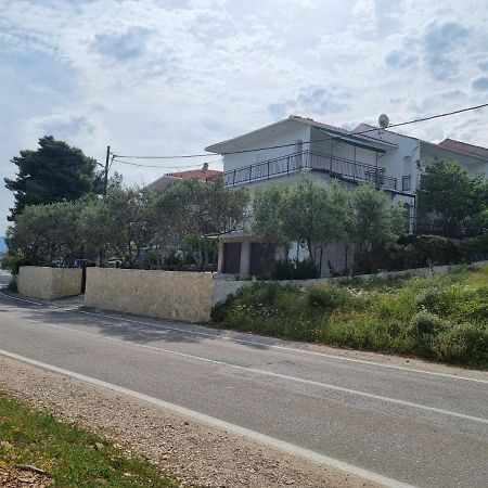 Apartment Mastrinka By The Sea -10M Trogir Exterior photo