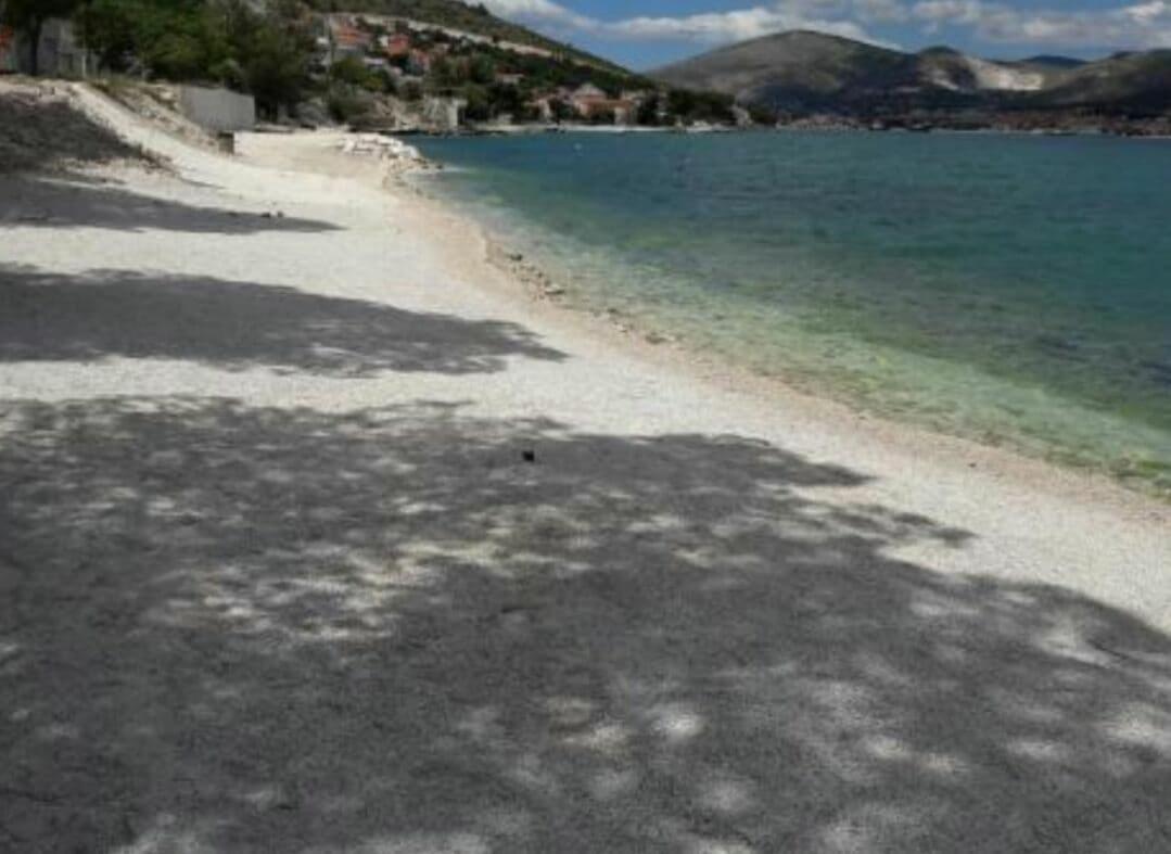 Apartment Mastrinka By The Sea -10M Trogir Exterior photo